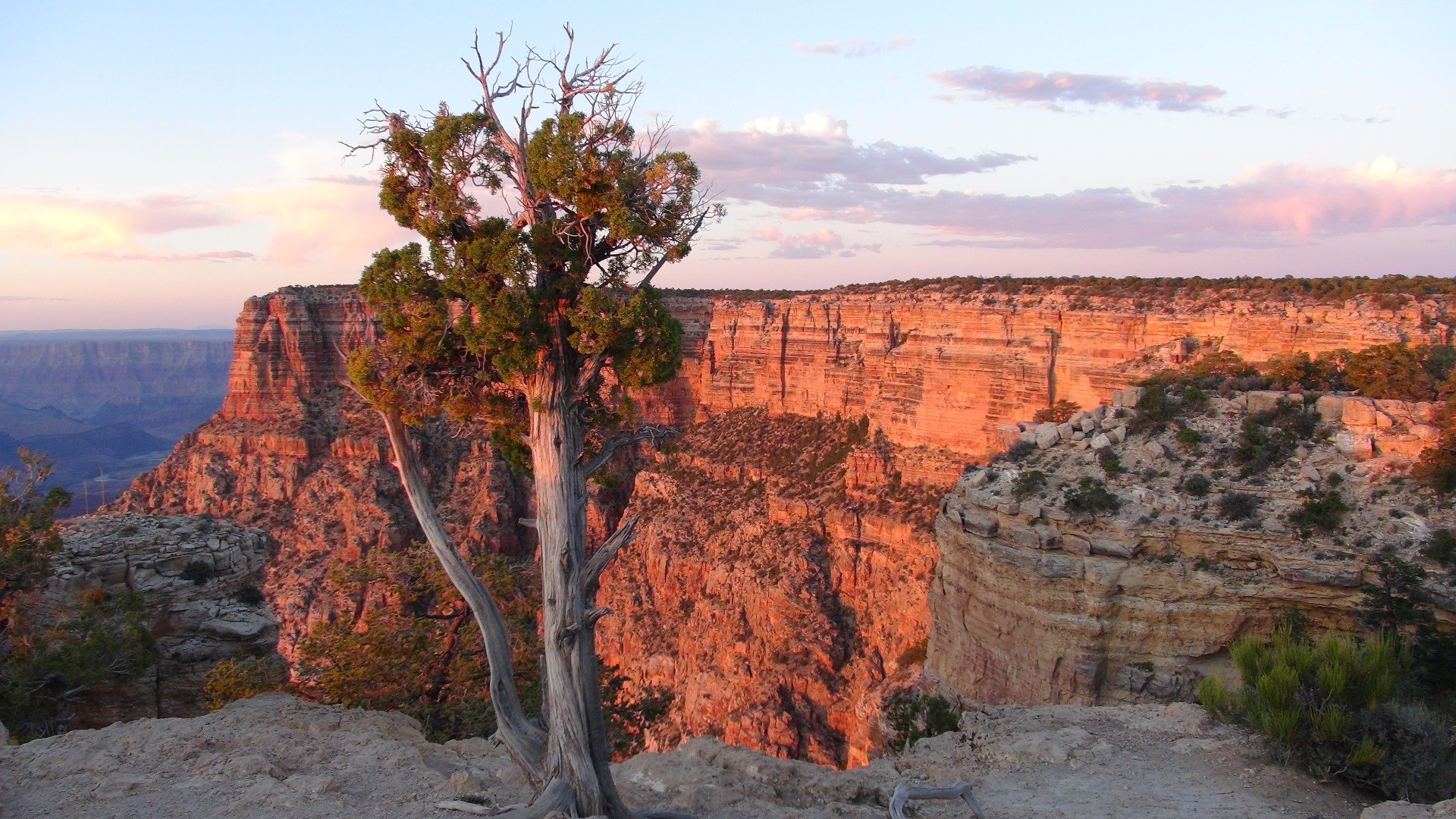 CANYONS & GORGES