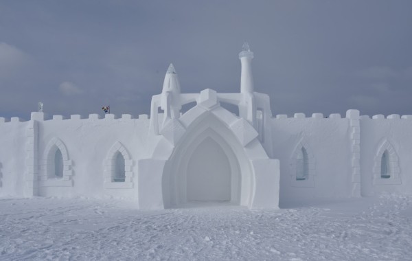 SNOWCASTLE – YELLOWKNIFE