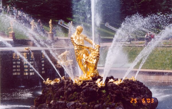 PETERHOF PALACE